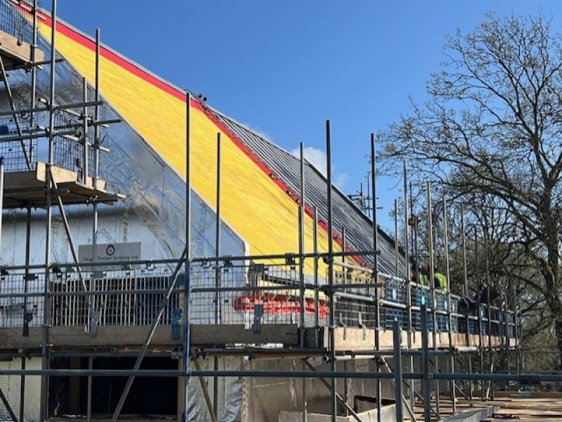 Aluminium roofing sheets being added - 13.04.26